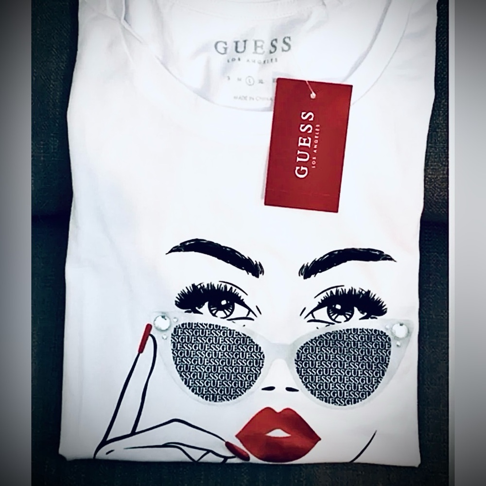 Guess White Graphic Tee
